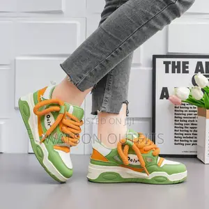 Good Quality Shoes/Sneakers New Original