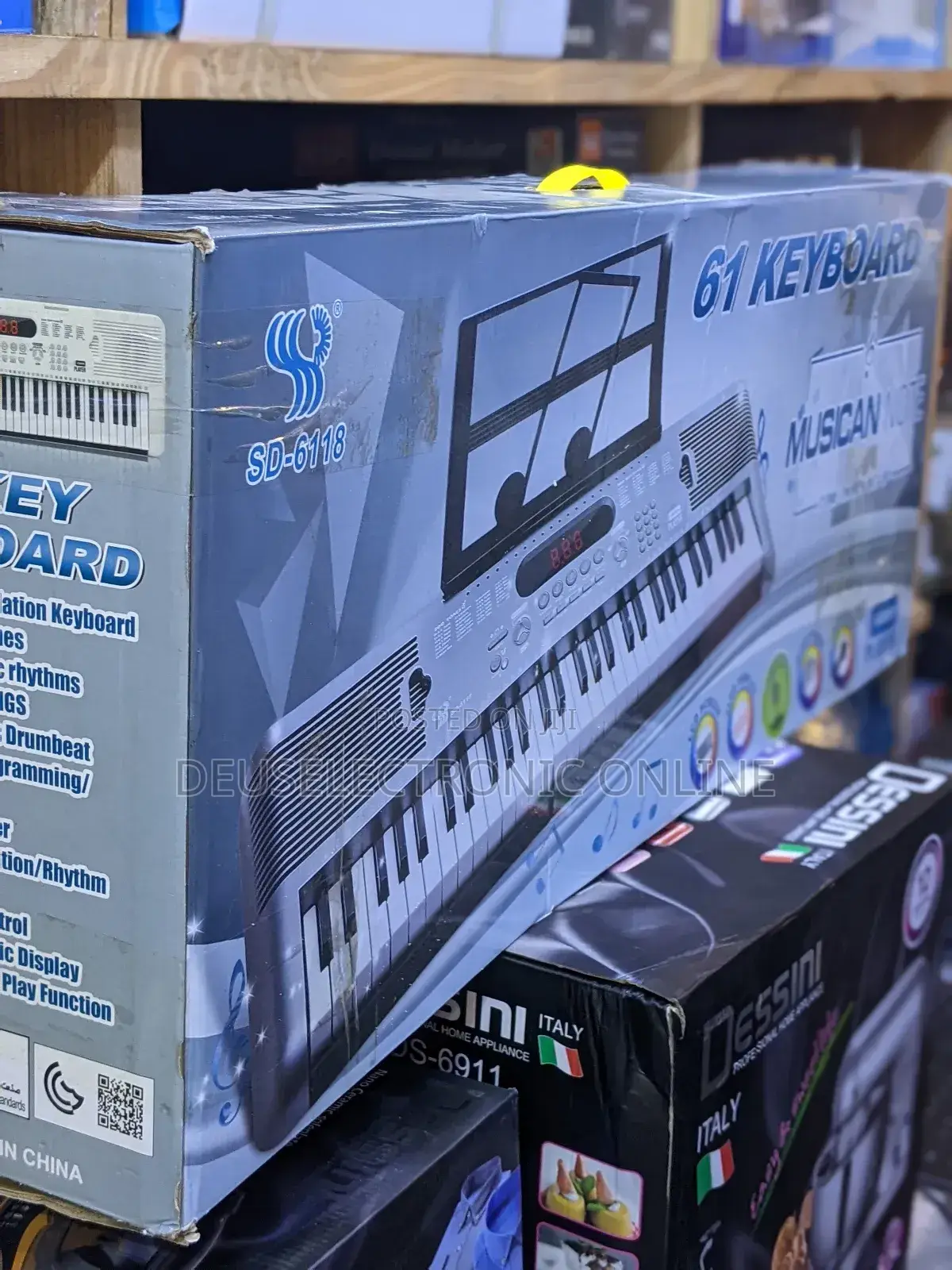 Electric Keyboard SD6118