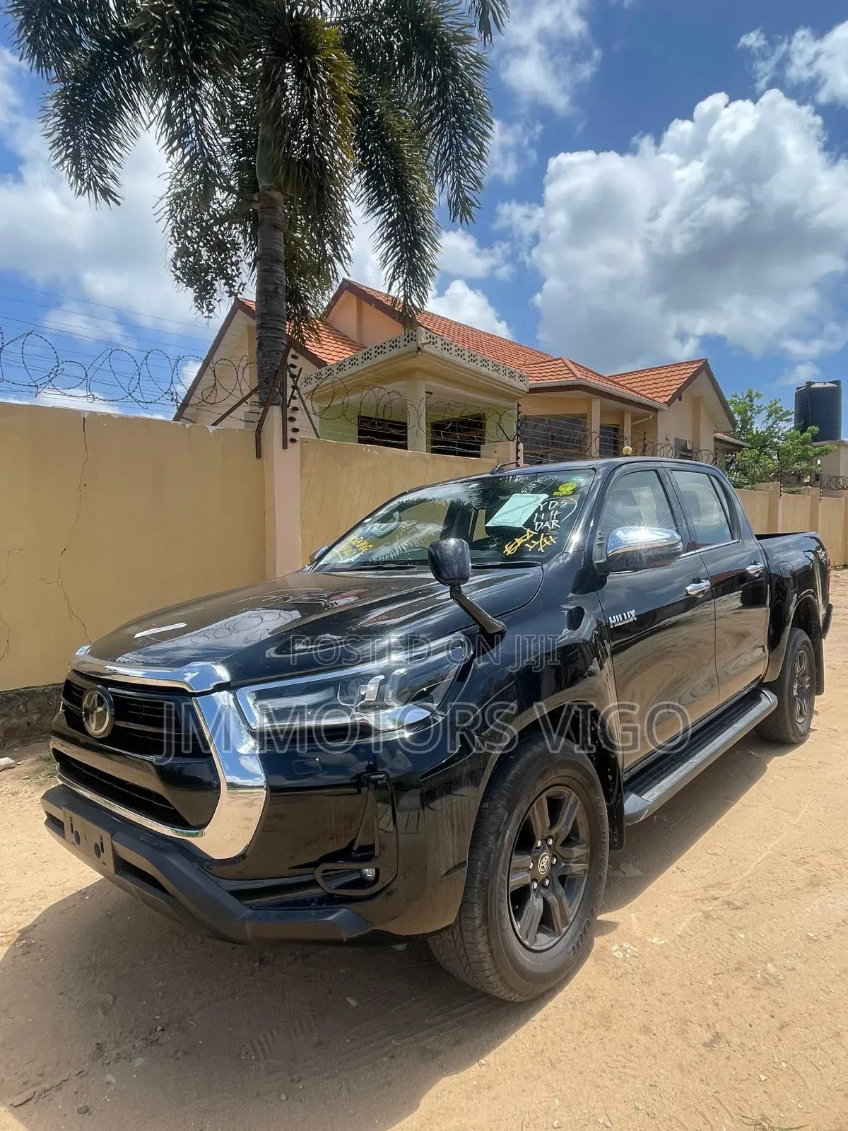 Toyota Hilux 2.4 Diesel 2020 Black