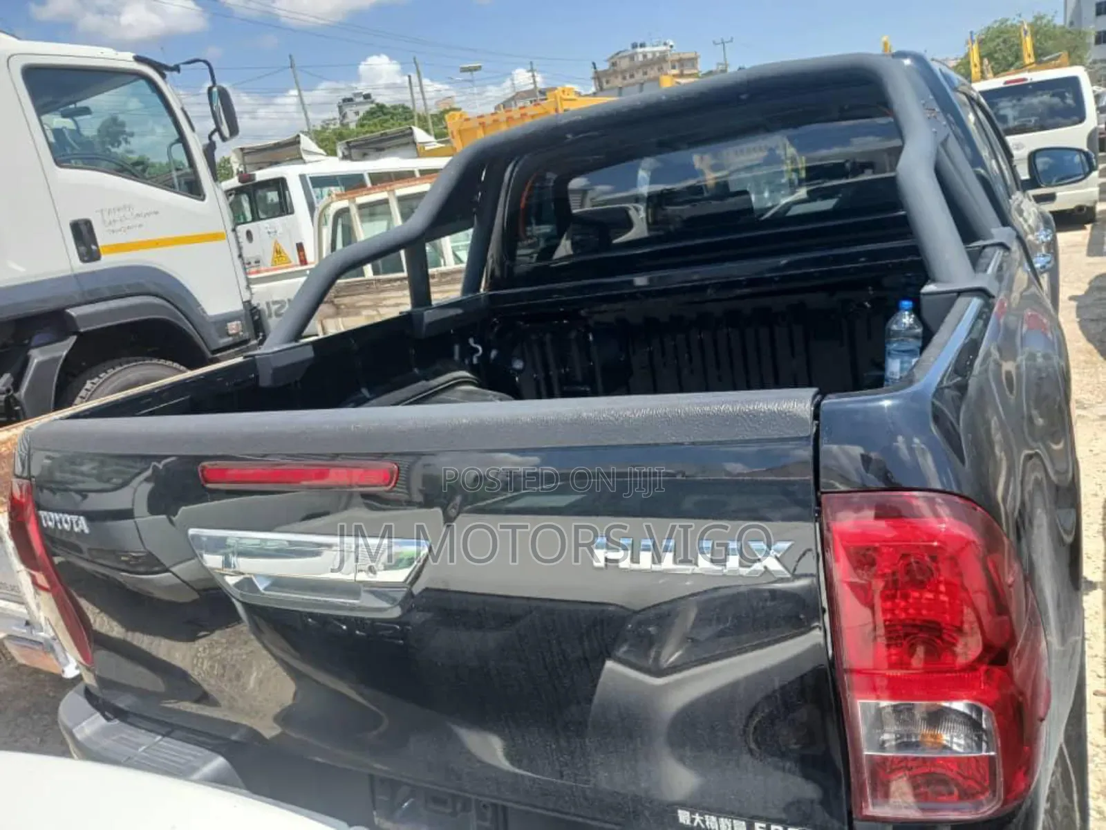 Toyota Hilux 2018 Black
