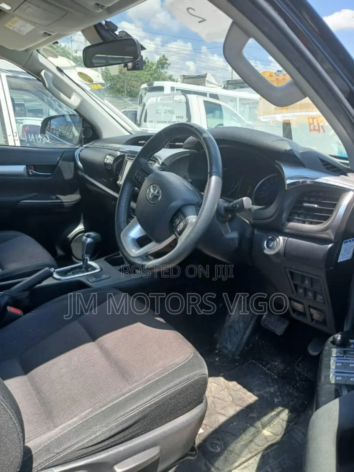 Toyota Hilux 2018 Black