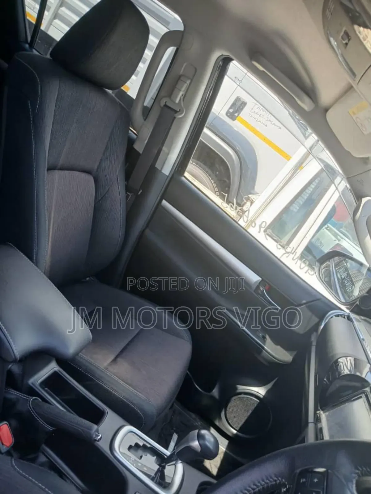 Toyota Hilux 2018 Black