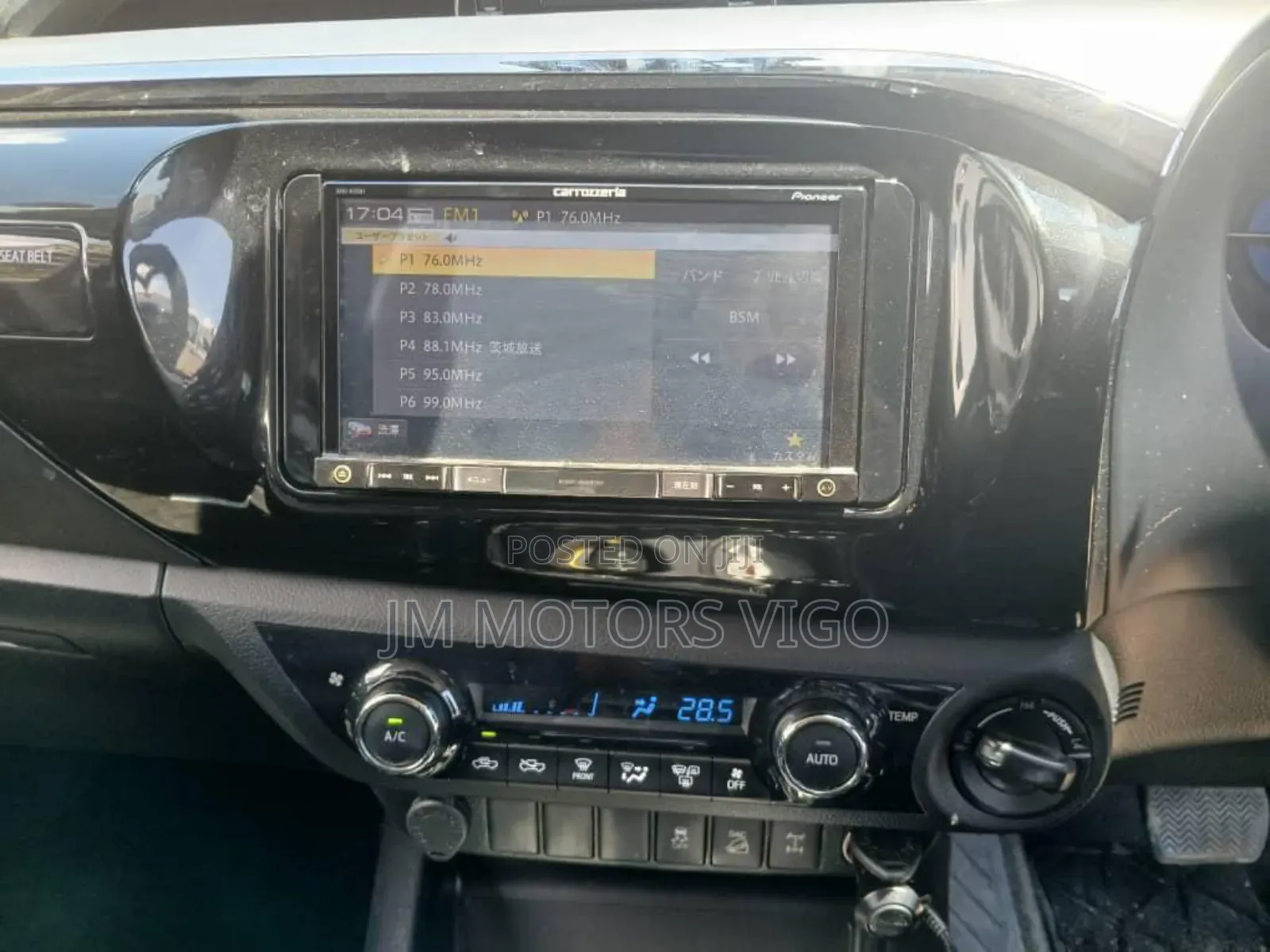 Toyota Hilux 2018 Black