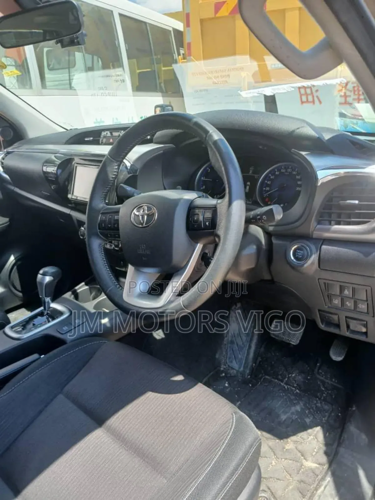 Toyota Hilux 2018 Black