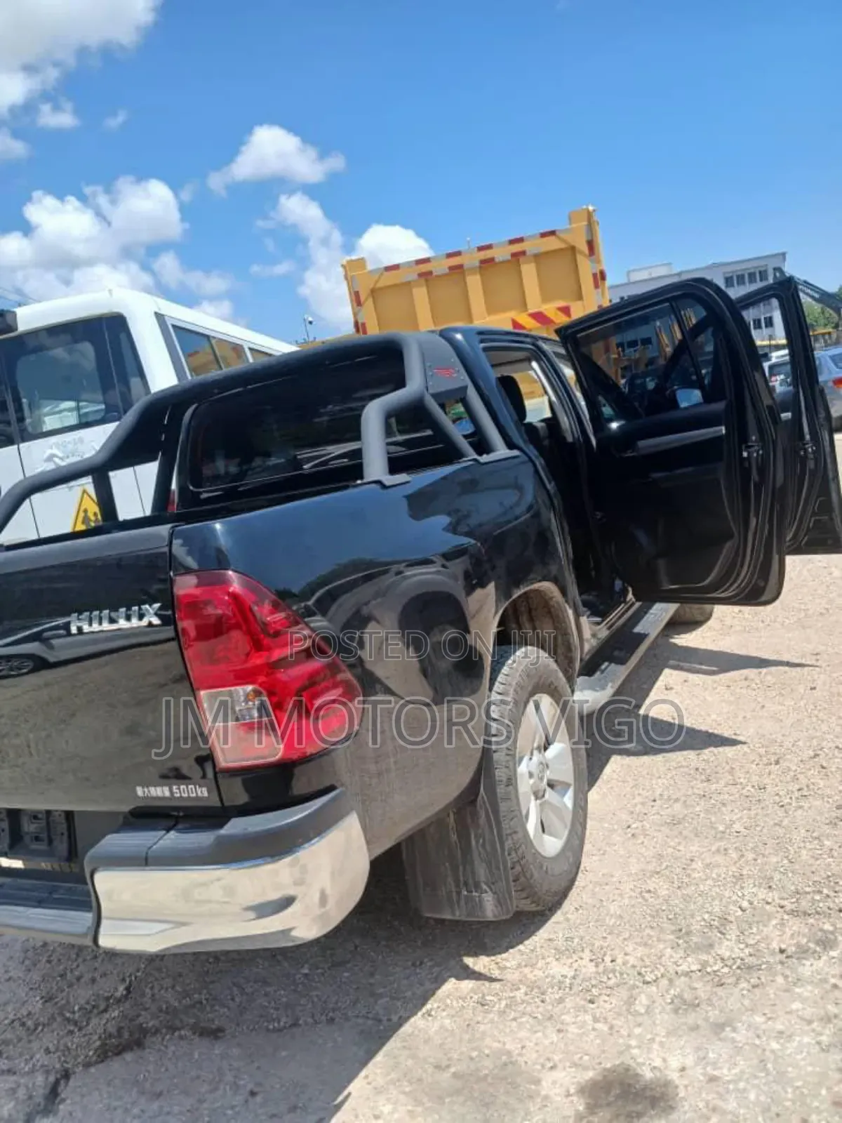Toyota Hilux 2018 Black
