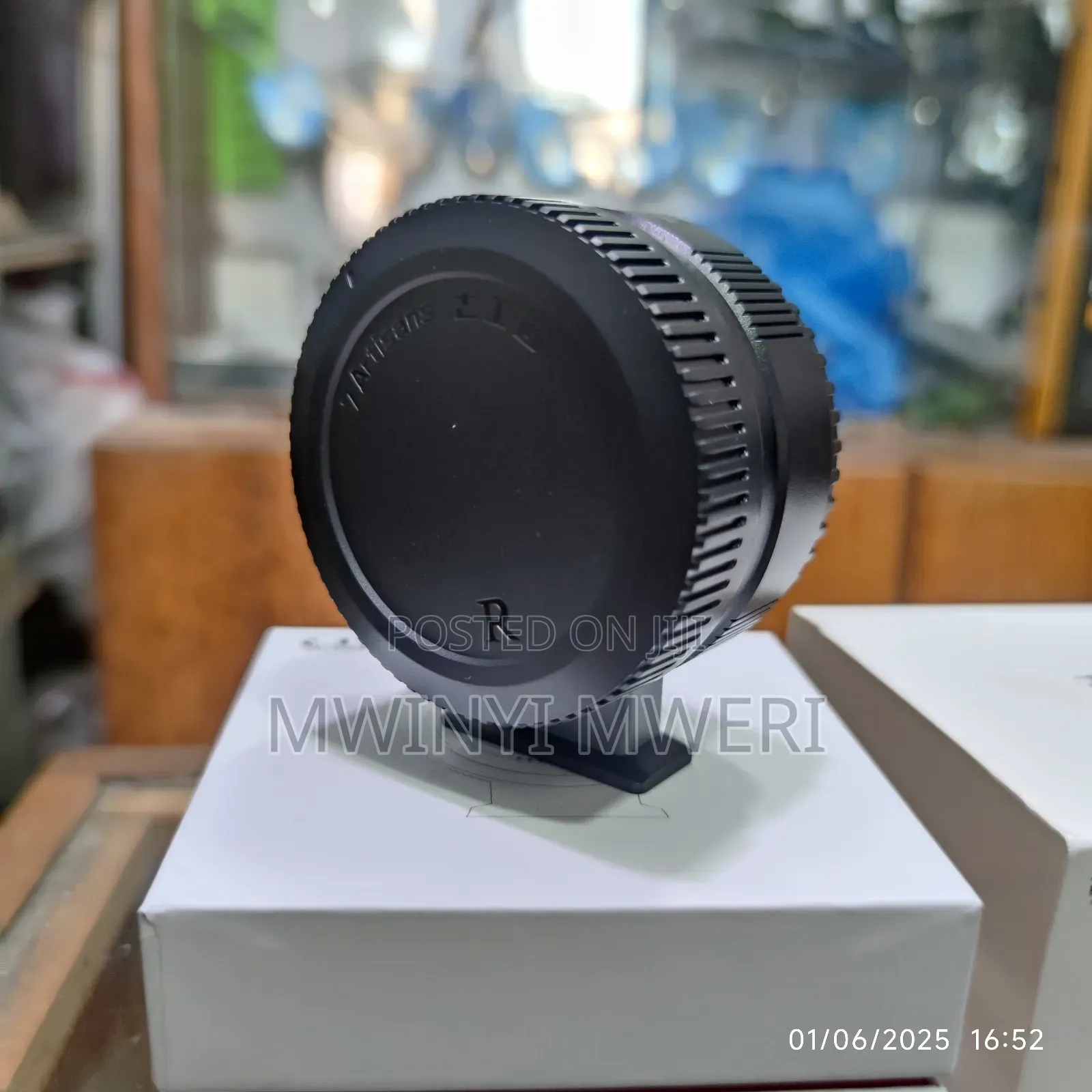 7artisans Autofocus Adapter. EF/EF-S Lens to Rf-Mount Camera