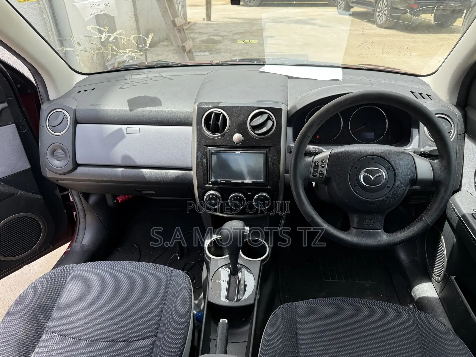 Mazda Verisa 2010 Burgundy