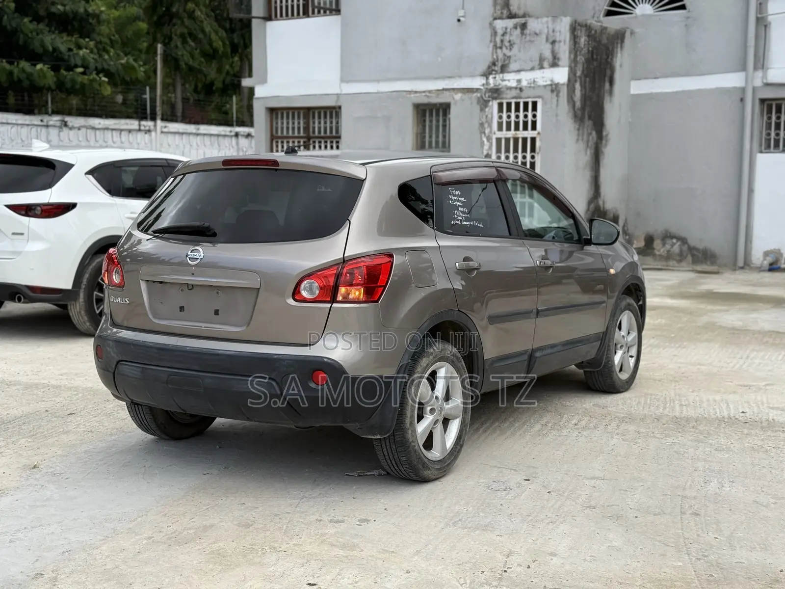 Nissan Dualis 2008 Beige