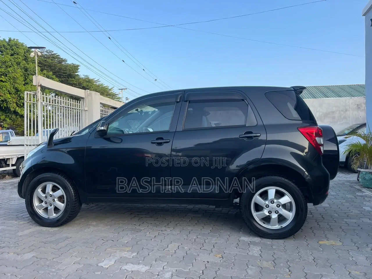 Toyota Rush 1.5 RWD 2009 Black