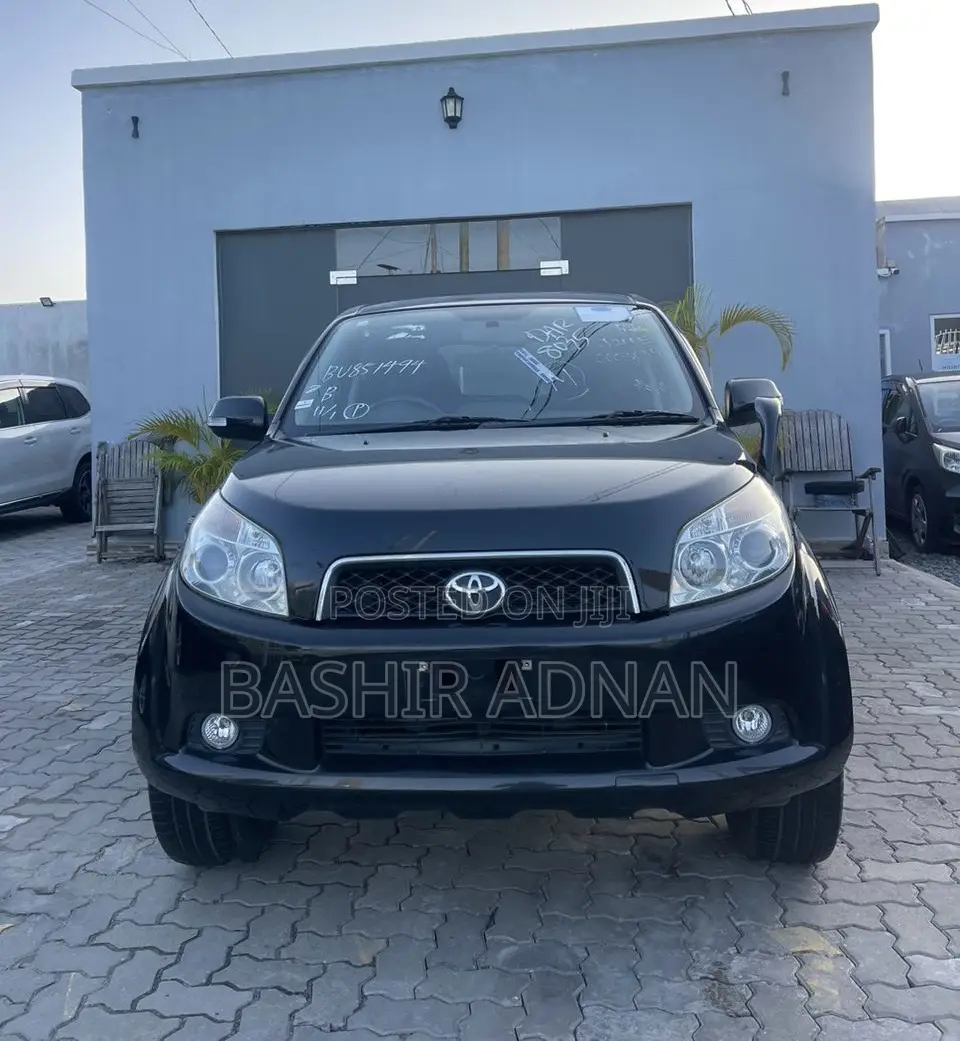 Toyota Rush 1.5 RWD 2009 Black