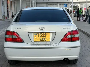 Toyota Brevis Ai 250 Four 2001 Pearl