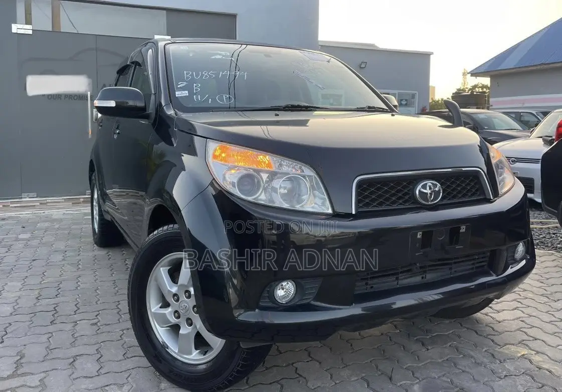 Toyota Rush 1.5 RWD 2009 Black