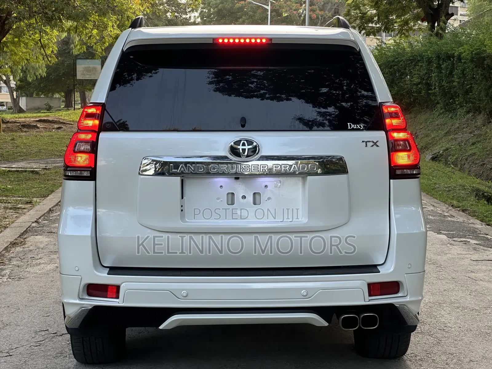 Toyota Land Cruiser Prado 2023 White
