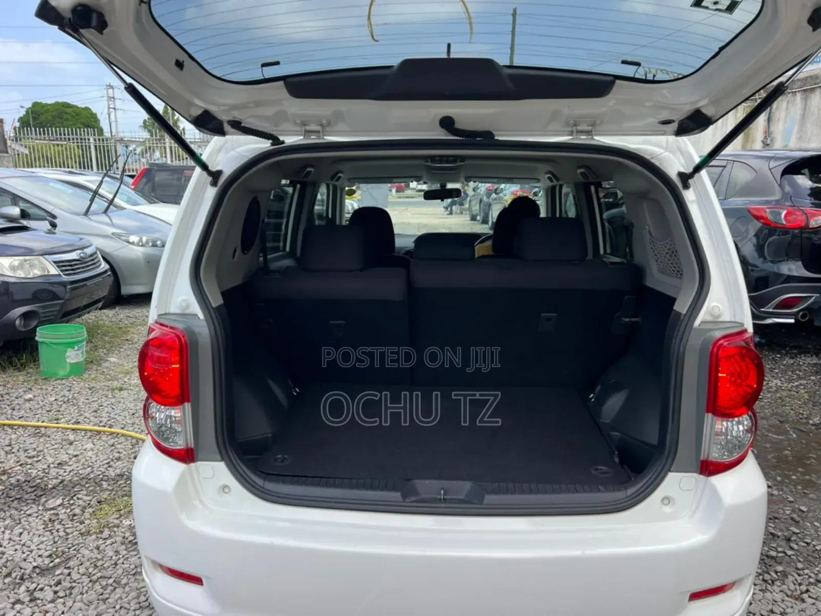 Toyota Corolla Rumion 2008 White