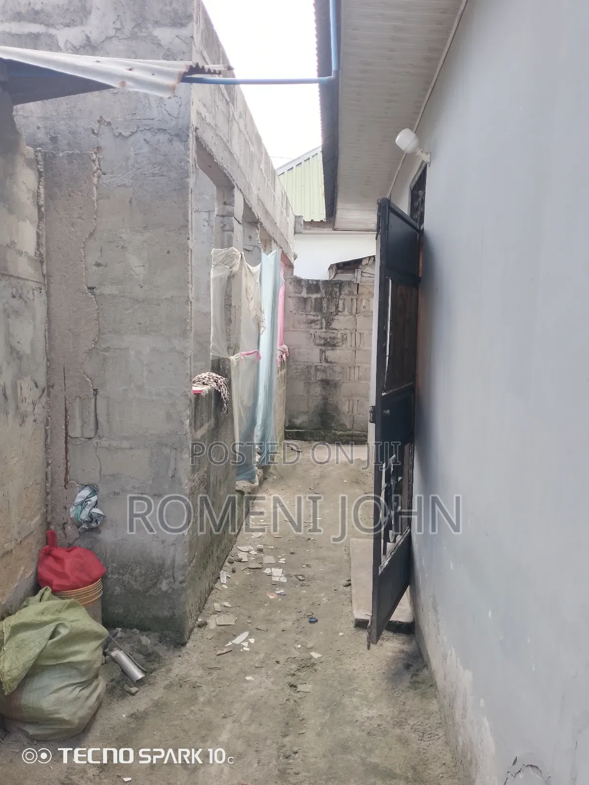 8bdrm House in Tanzania Daresalaam, Ilala for sale
