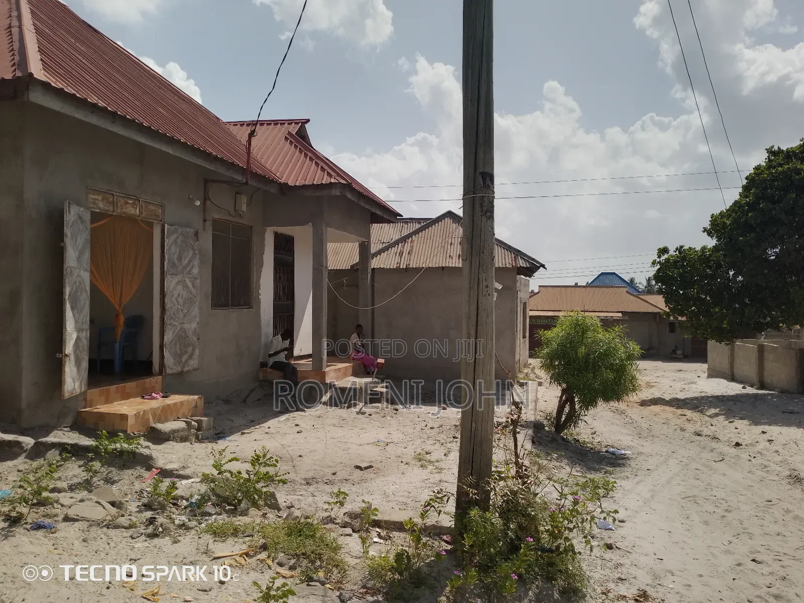 6bdrm House in Tanzania Daresalaam, Ilala for sale