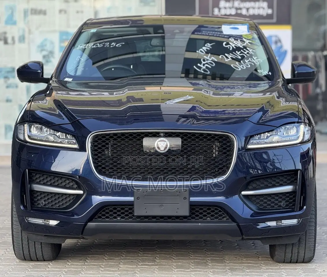 Jaguar F-Pace 2017 Blue