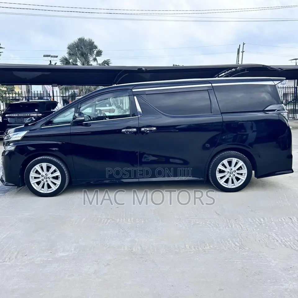 Toyota Vellfire 2017 Black