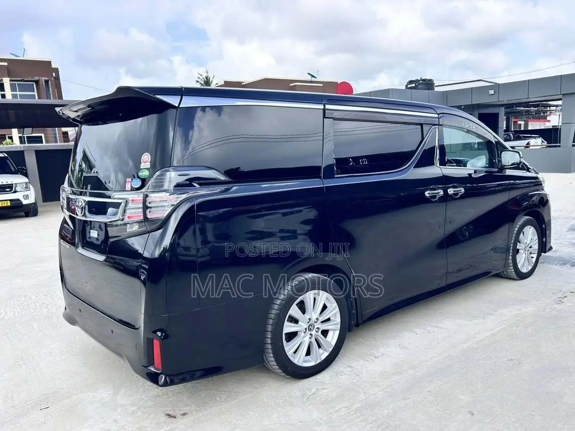 Toyota Vellfire 2017 Black