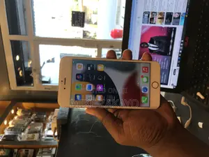 Apple iPhone 6s Plus 64 GB Rose Gold