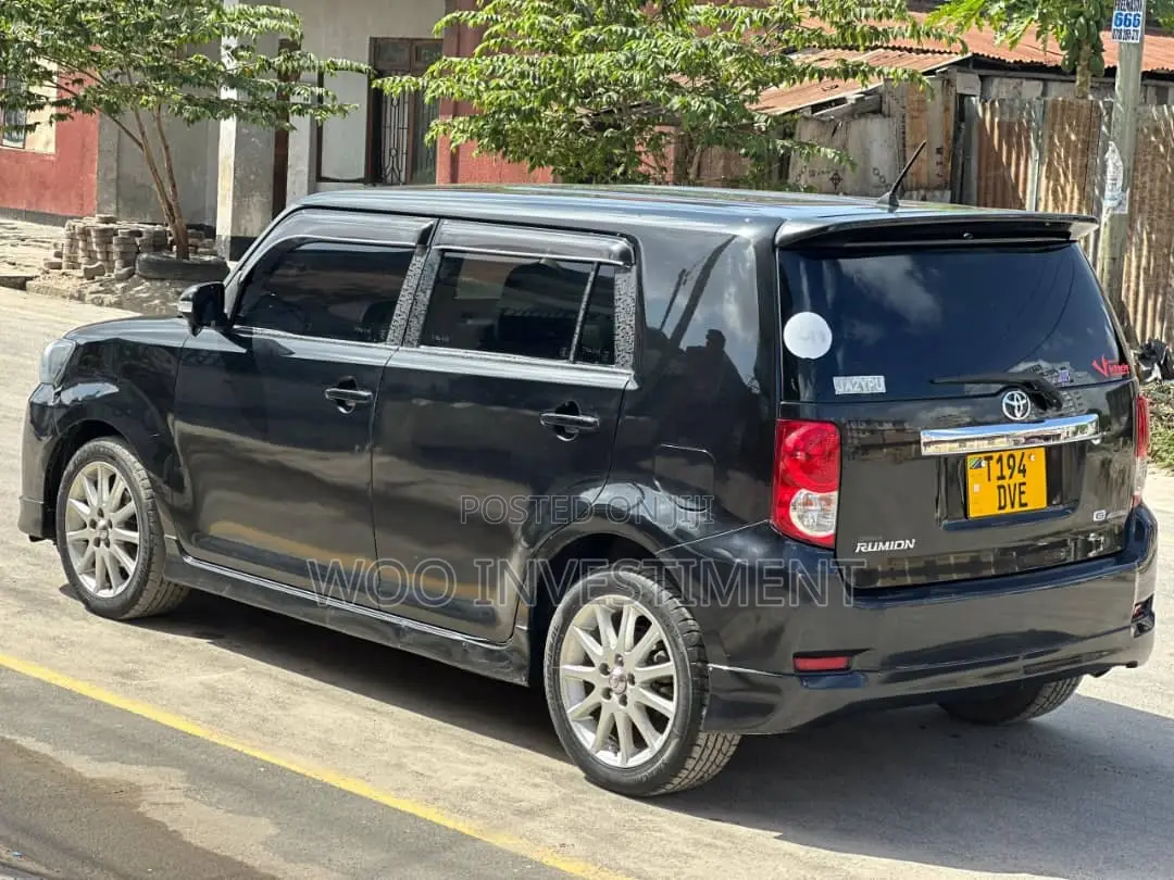 Toyota Rumion 1.5 FWD 2021 Black