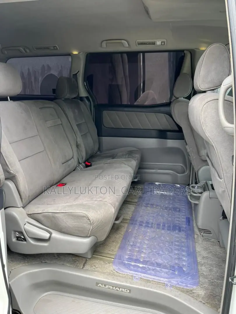 Toyota Alphard 2009 White