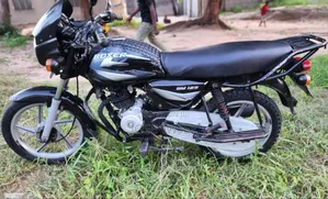 Bajaj Boxer 125 2024 Black