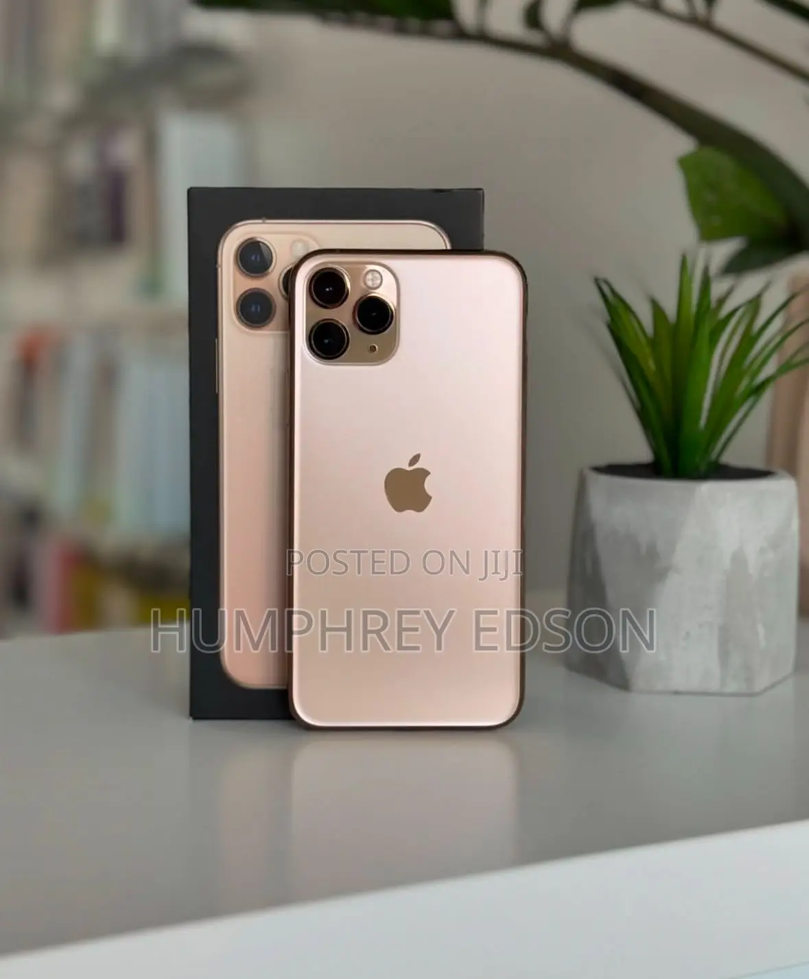 New Apple iPhone 11 Pro Max 256 GB Gold