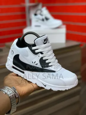 Mens Sneakers Nike Airmax White