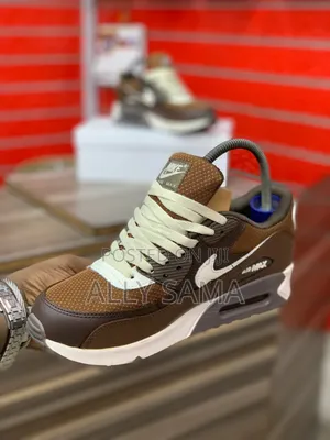 Men's Sneakers Nike Airmax Coffee