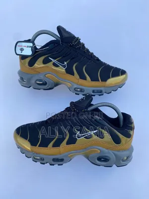 Men's Sneakers Nike Airmax Brown