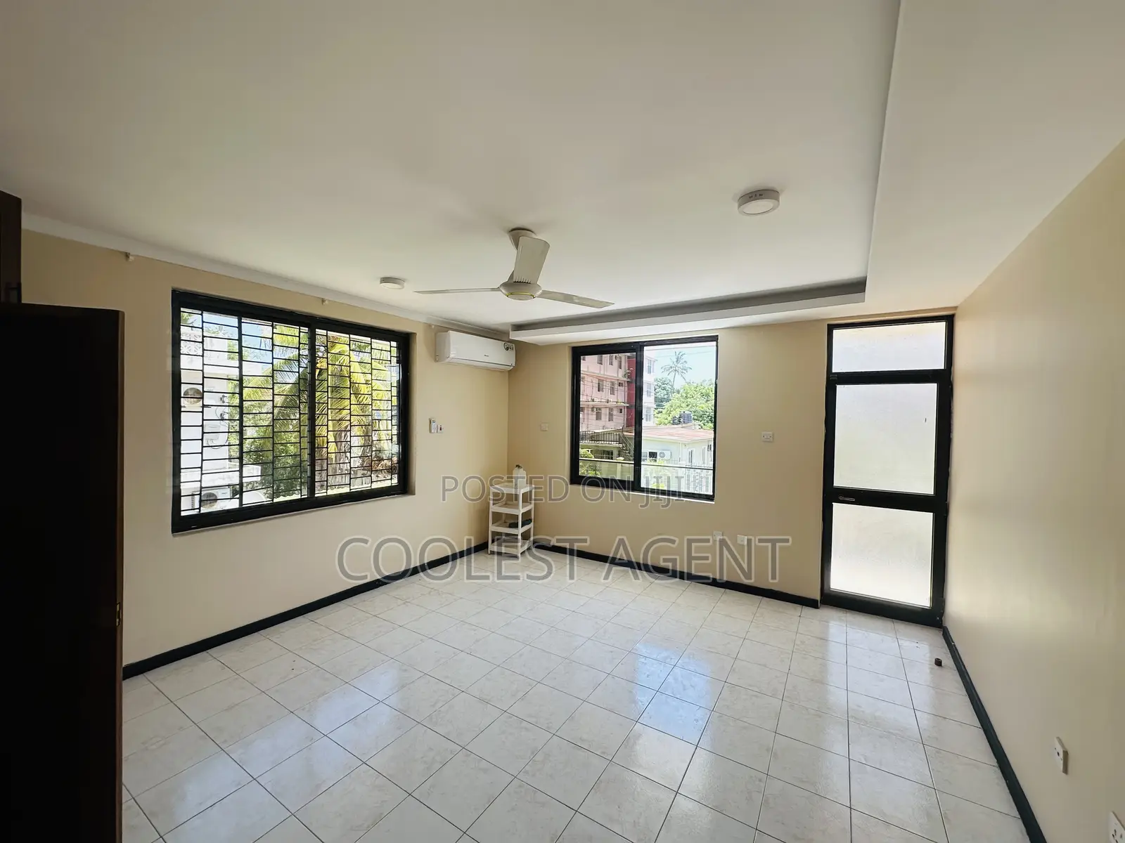 5bdrm Duplex in Msasani, Kinondoni for rent