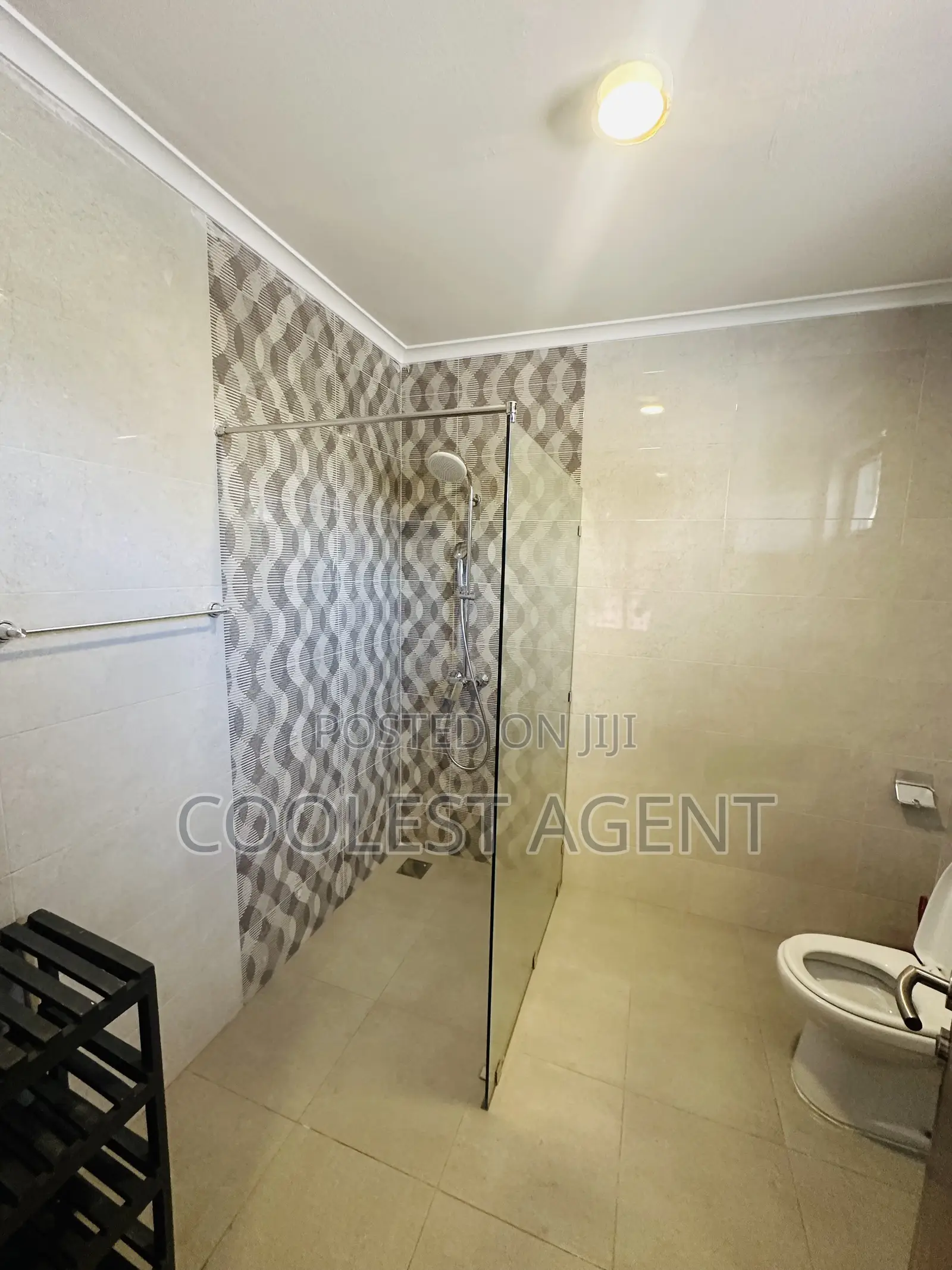 5bdrm Duplex in Msasani, Kinondoni for rent