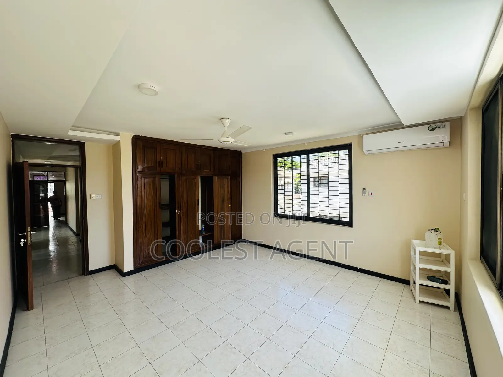5bdrm Duplex in Msasani, Kinondoni for rent