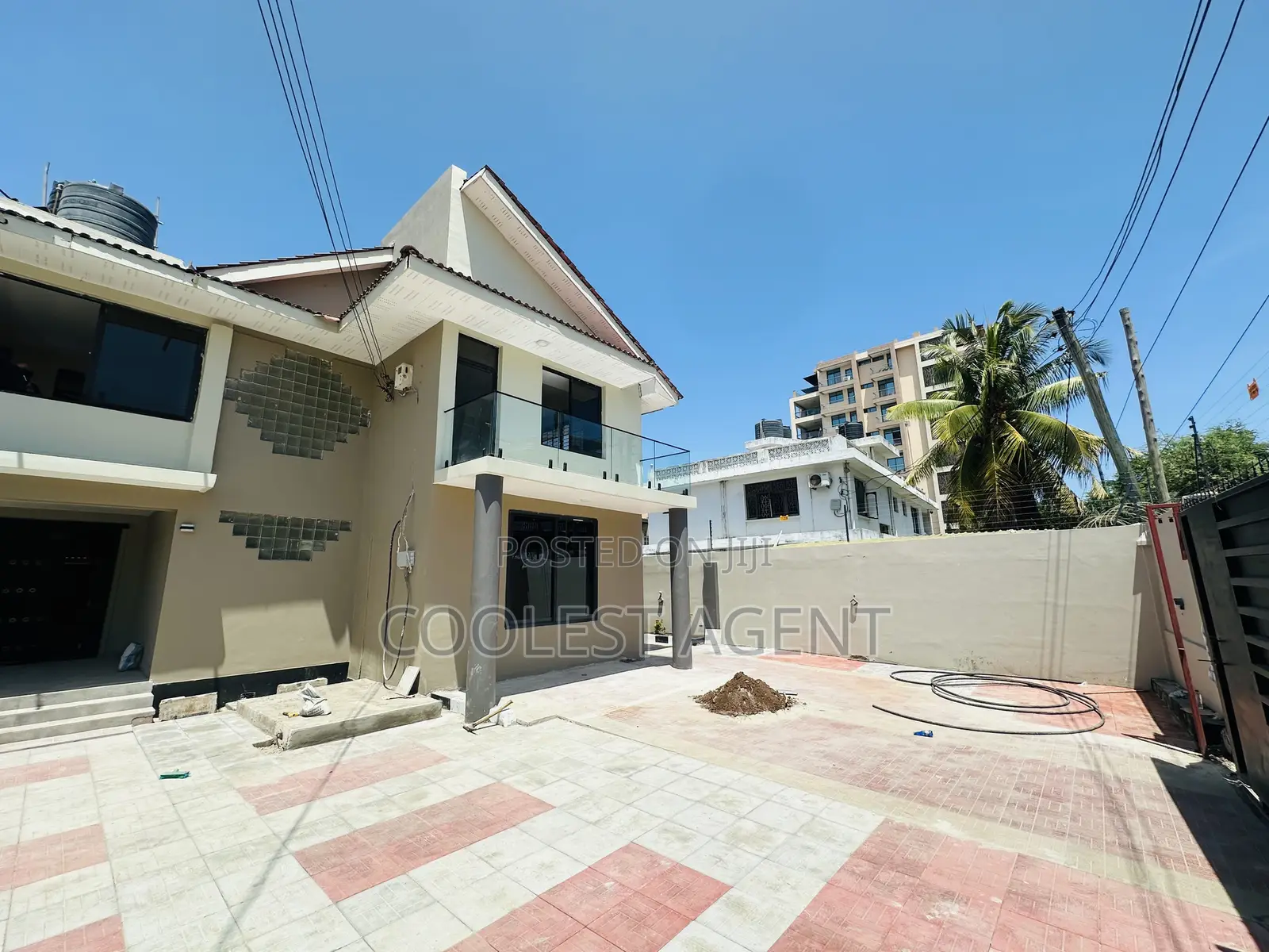 5bdrm Duplex in Msasani, Kinondoni for rent