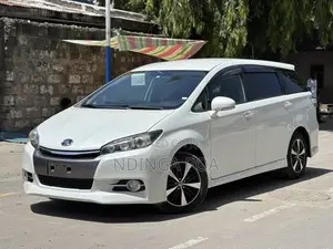 Toyota Wish 2012 White