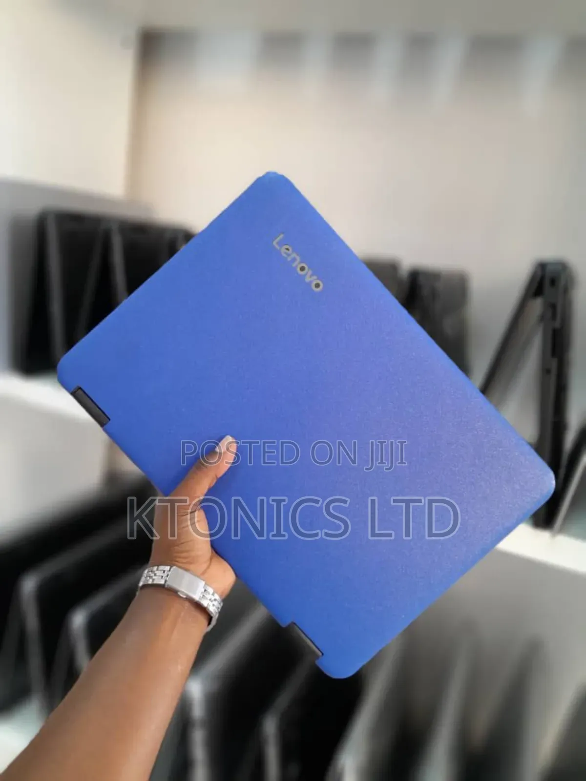 Laptop Lenovo 300e 4GB Intel Core I5 SSD 160GB
