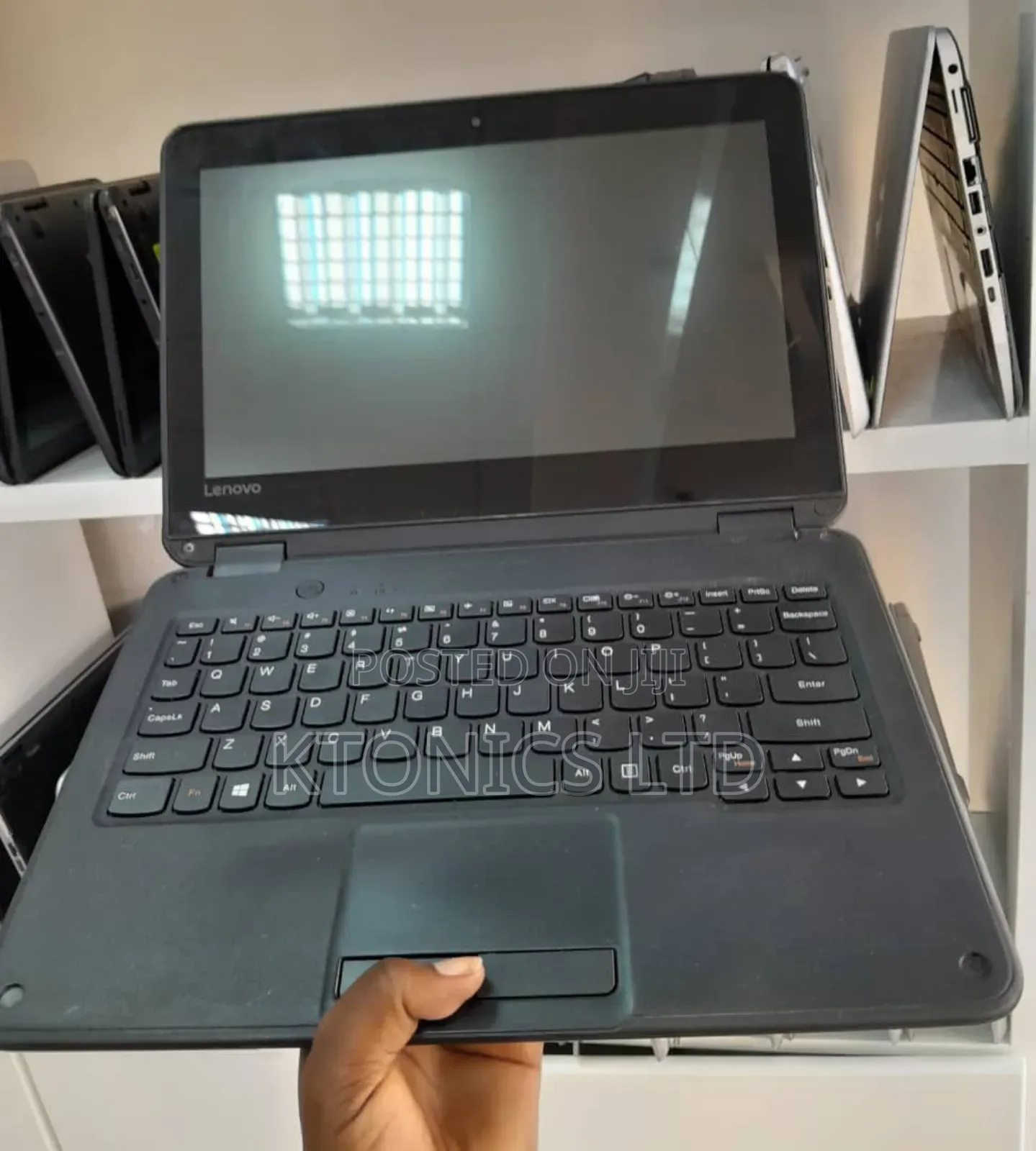 Laptop Lenovo 300e 4GB Intel Core I5 SSD 160GB