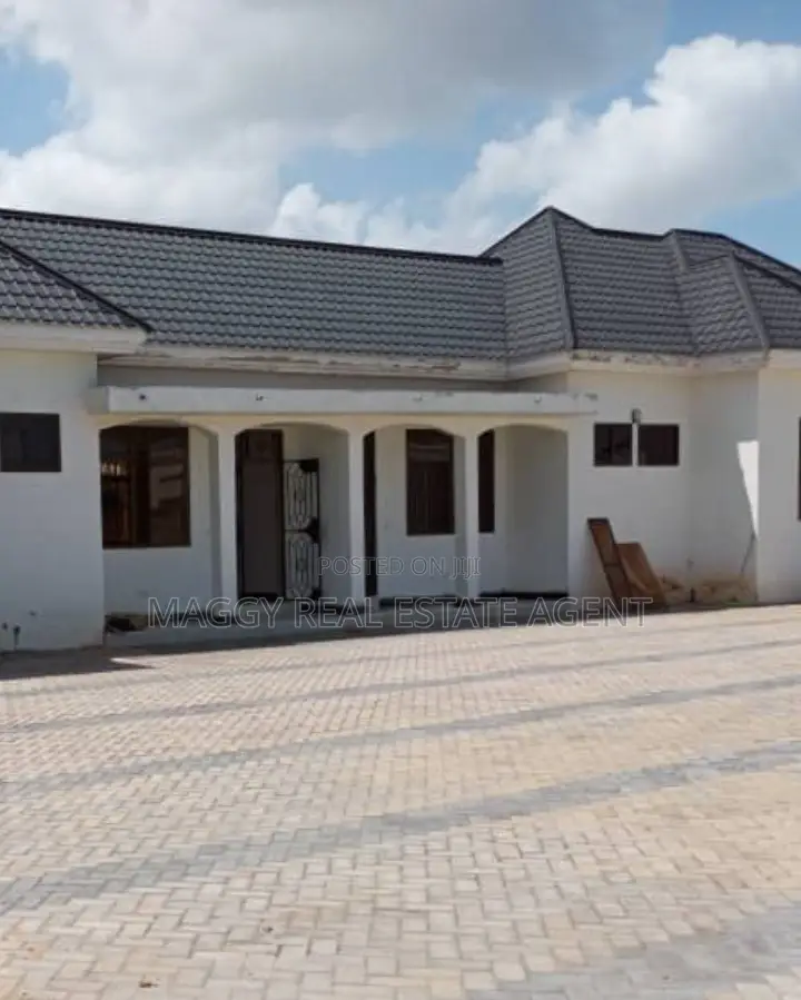 3bdrm House in Mbweni Ubungo for rent