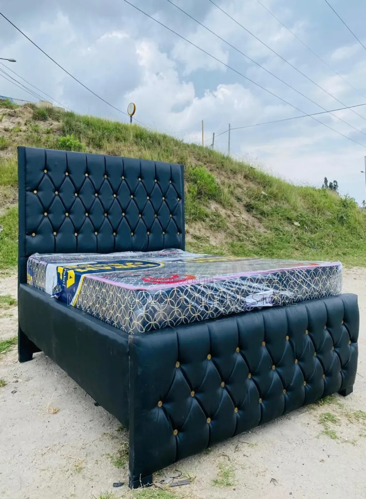 Bedsofa 5/6 Classic Sana Imara Mbao Ngumu