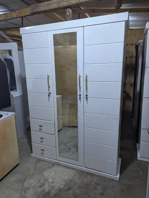 Kabati Milango Mitatu Classic Sana Mbao