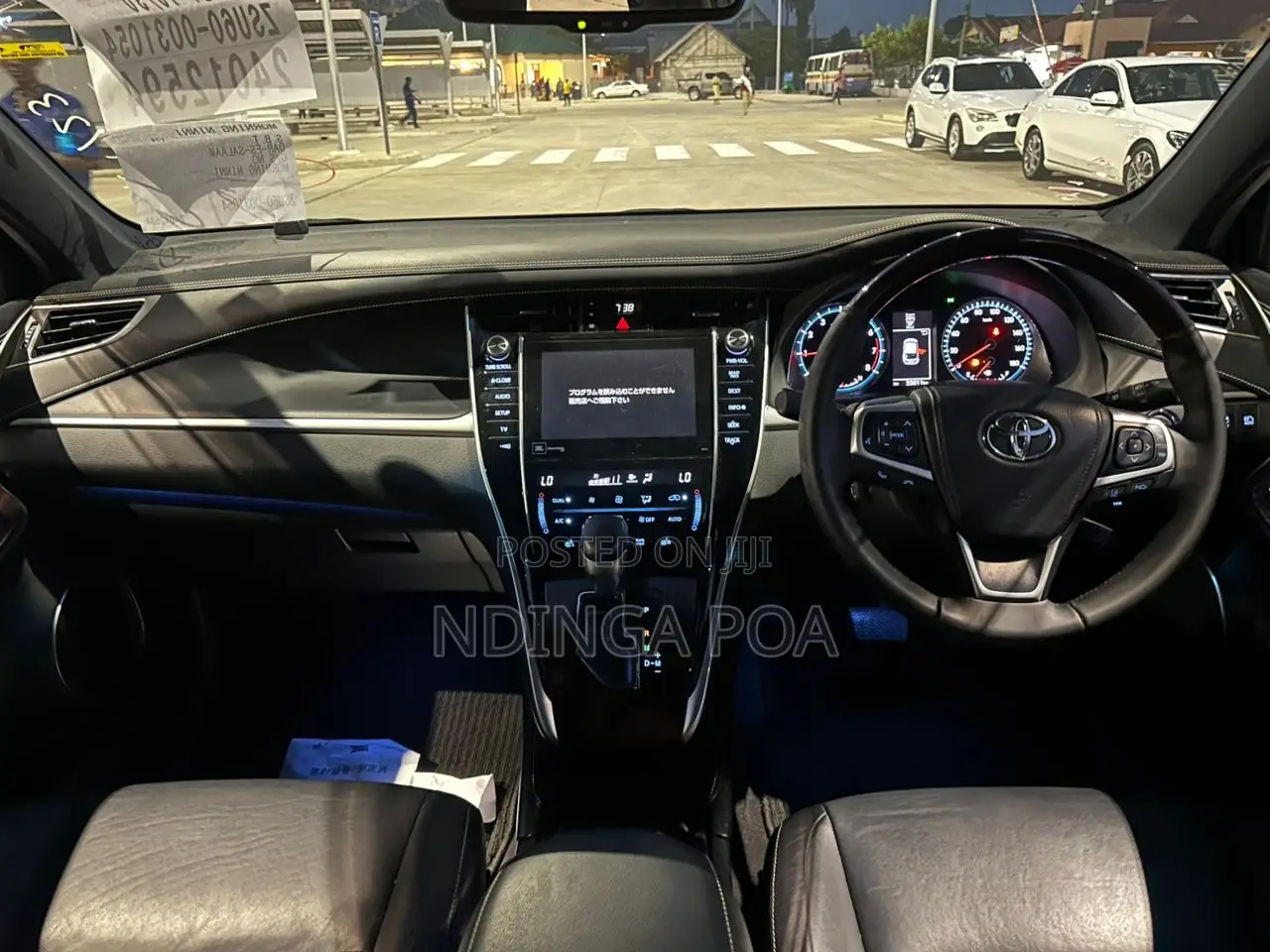 Toyota Harrier 2.0 4WD 2014 White