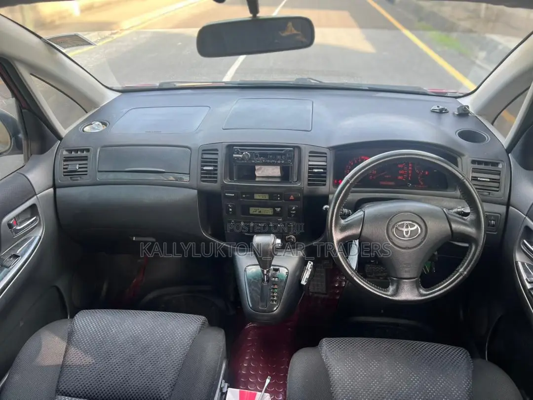 Toyota Corolla Spacio 2003 Red