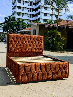 Bed Sofa Classic Sana Imara 