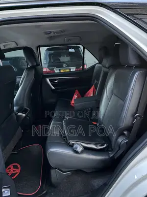 Toyota Fortuner 2.8 D RWD 2022 White