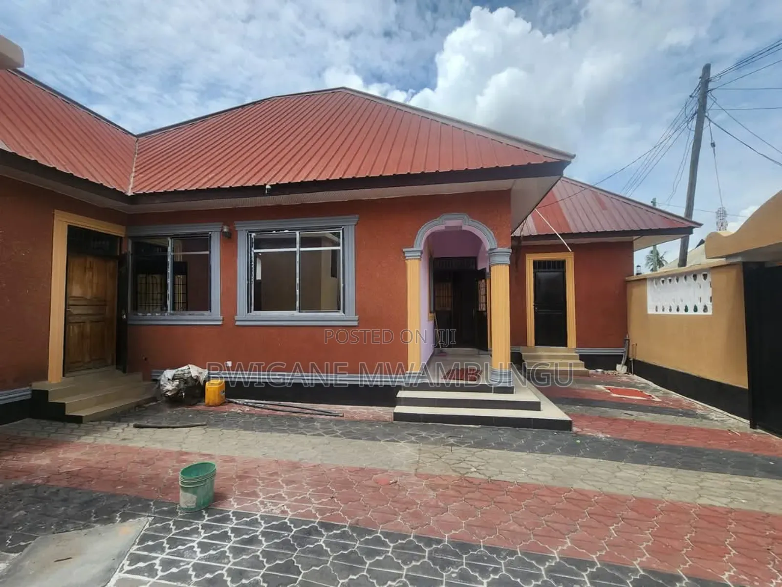 Furnished 4bdrm Apartment in Mwambungu Broker, Mbagala for sale