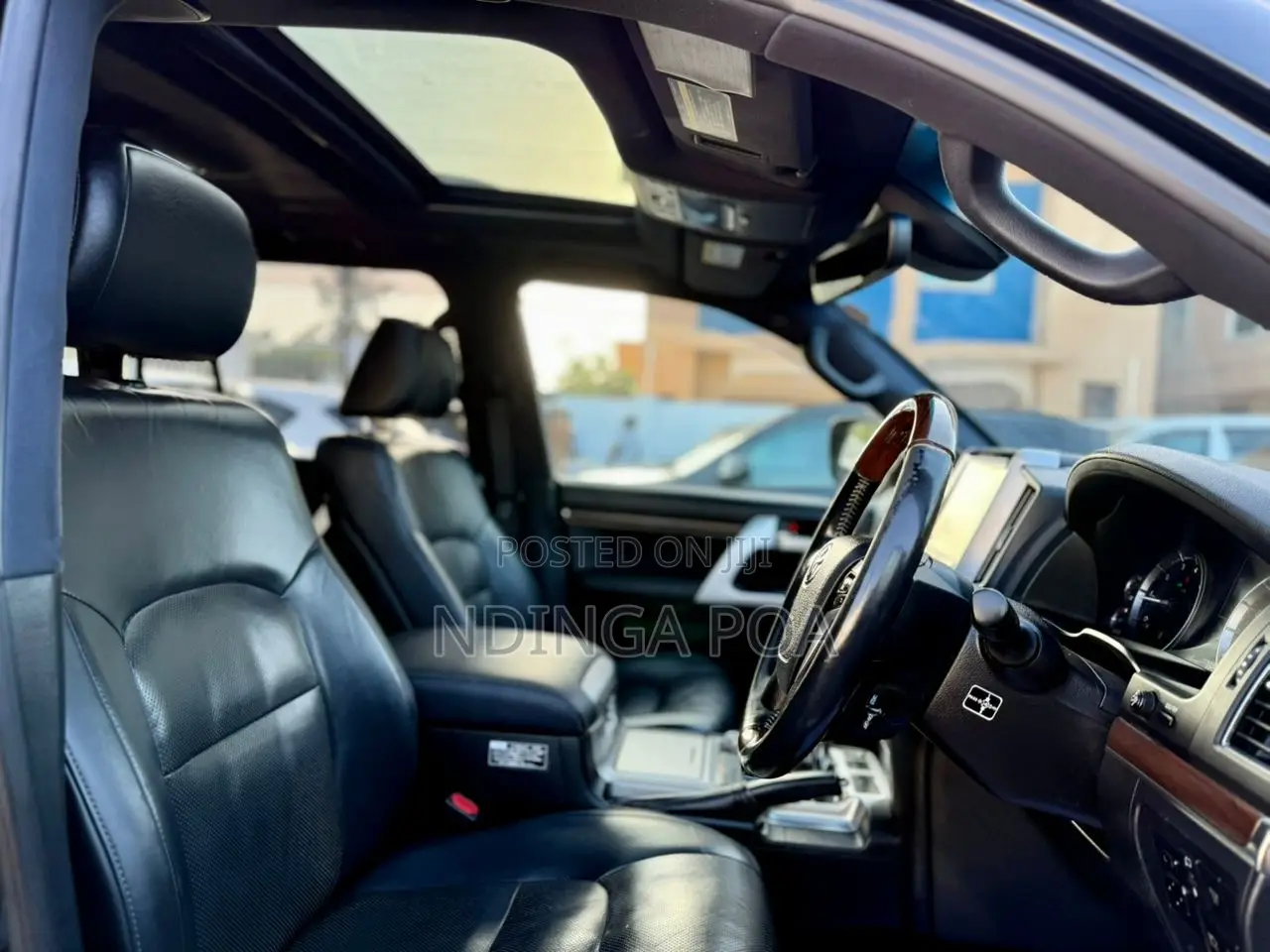 Toyota Land Cruiser 4.6 V8 ZX 2017 Black