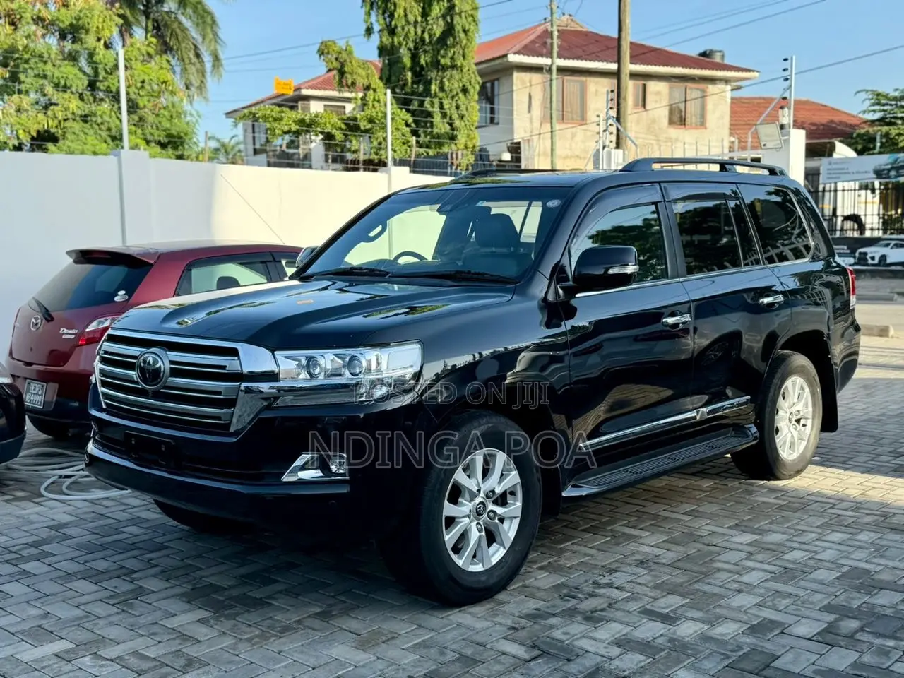 Toyota Land Cruiser 4.6 V8 ZX 2017 Black