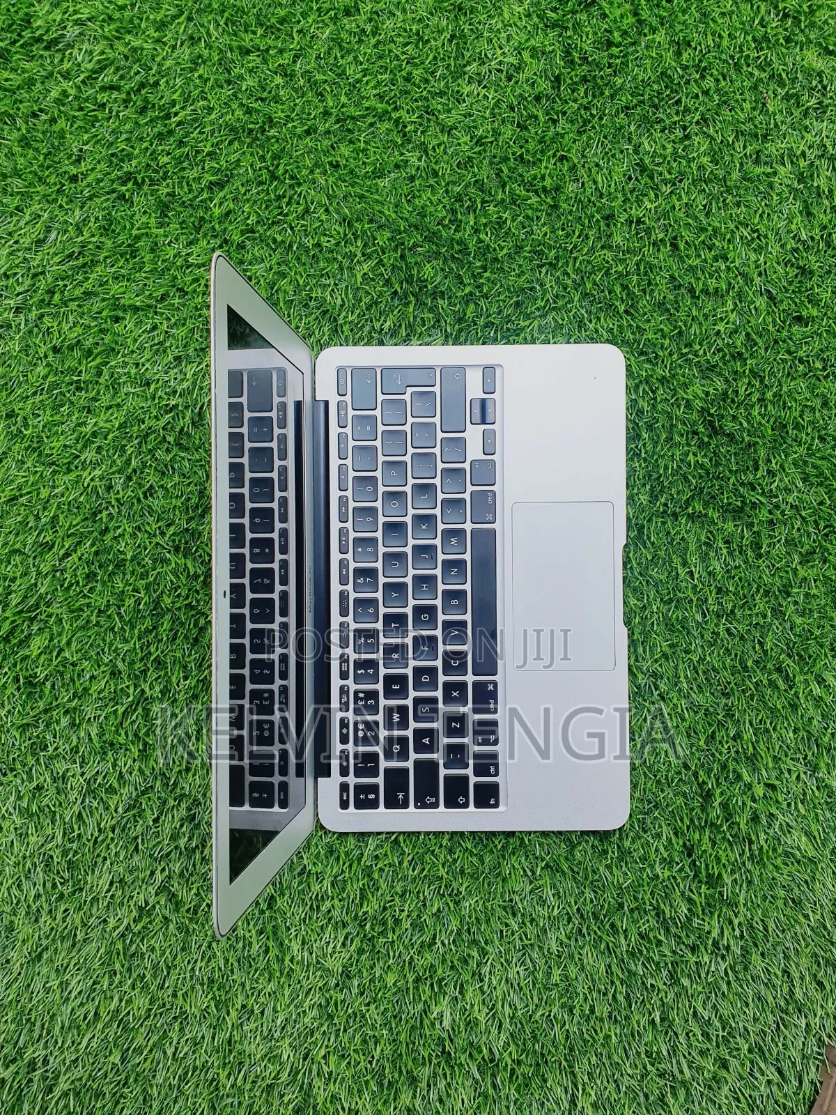 Laptop Apple MacBook Air 2GB Intel Core 2 Duo SSD 128GB