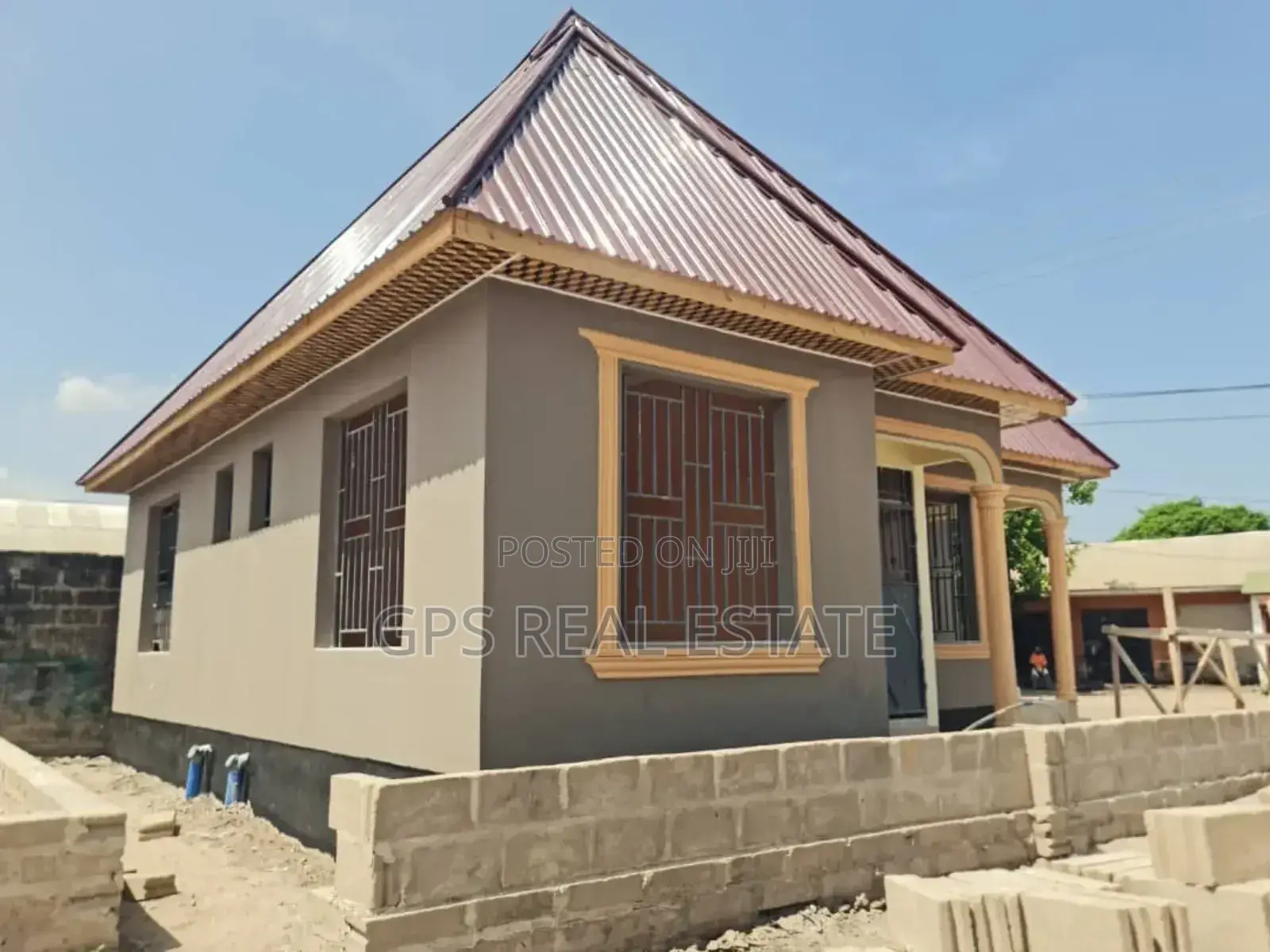 3bdrm House in Chamazi Mfenesini, Kinondoni for sale